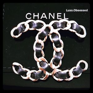 BNIB Classic Chanel Brooch Black leather with GHW